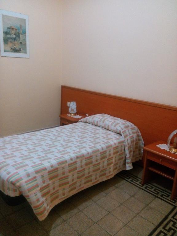 רומא Soggiorno Emanuela מראה חיצוני תמונה